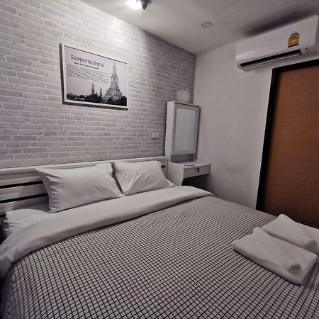 White House Hostel Μπανγκόκ Εξωτερικό φωτογραφία