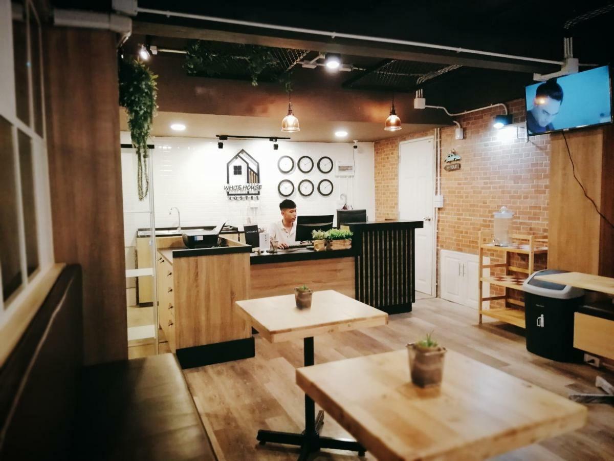 White House Hostel Μπανγκόκ Εξωτερικό φωτογραφία