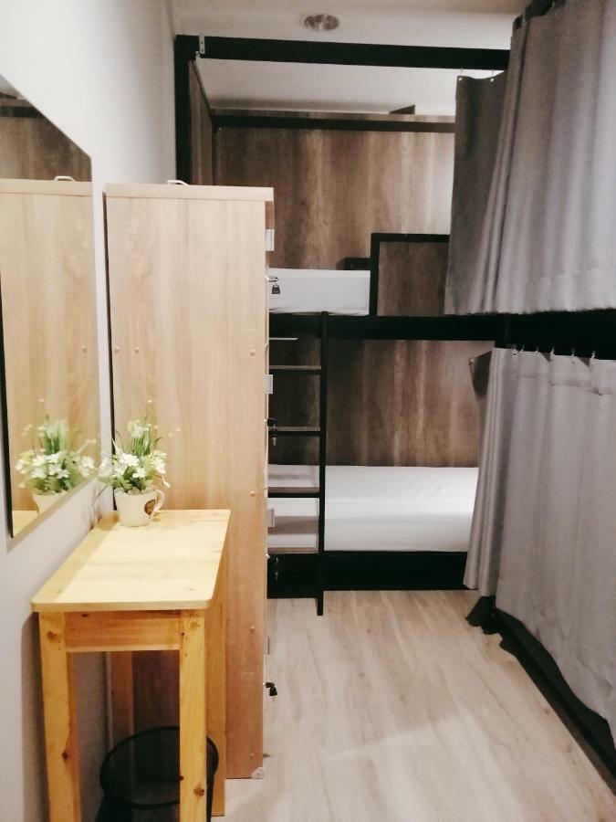 White House Hostel Μπανγκόκ Εξωτερικό φωτογραφία