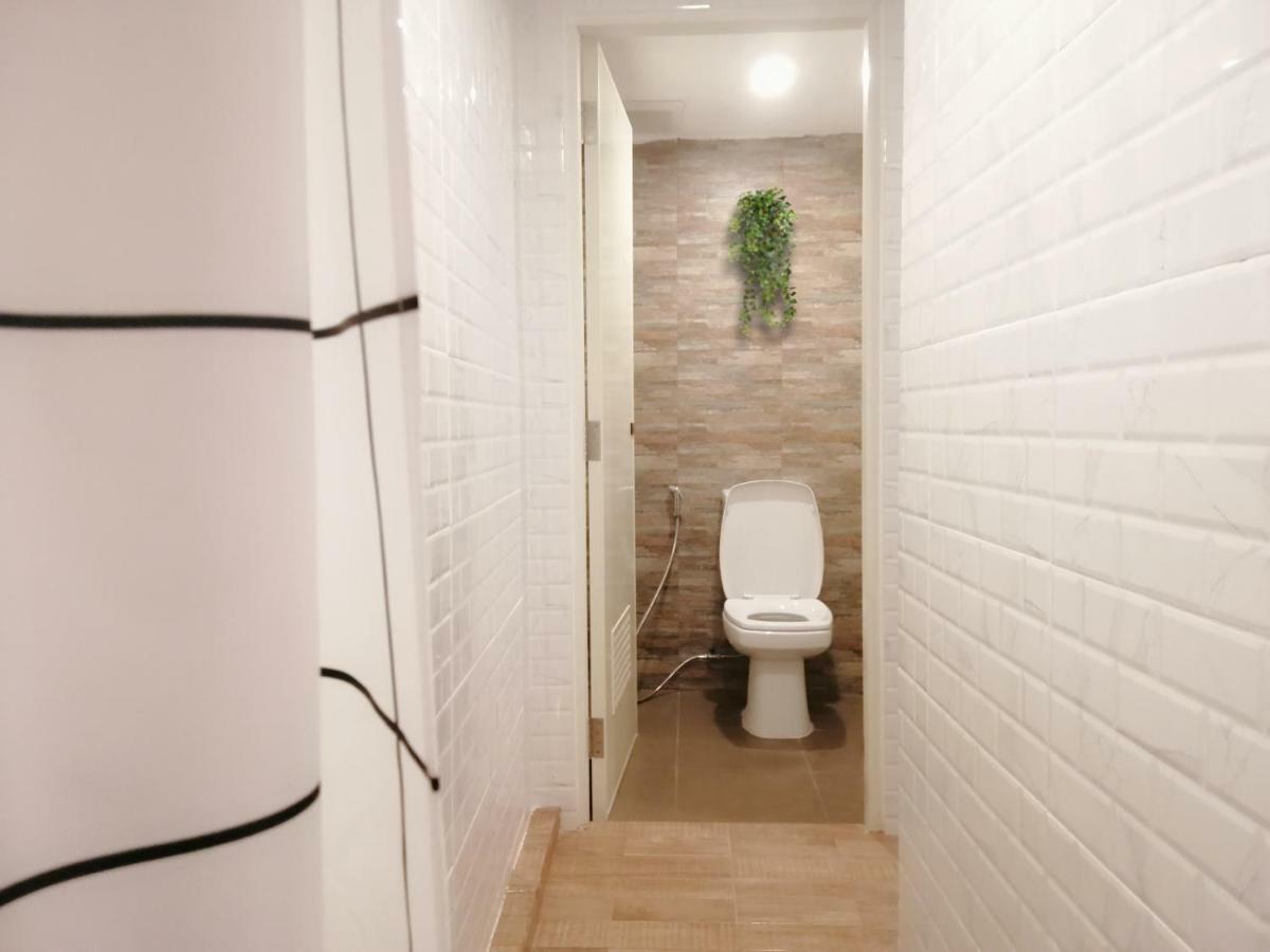 White House Hostel Μπανγκόκ Εξωτερικό φωτογραφία